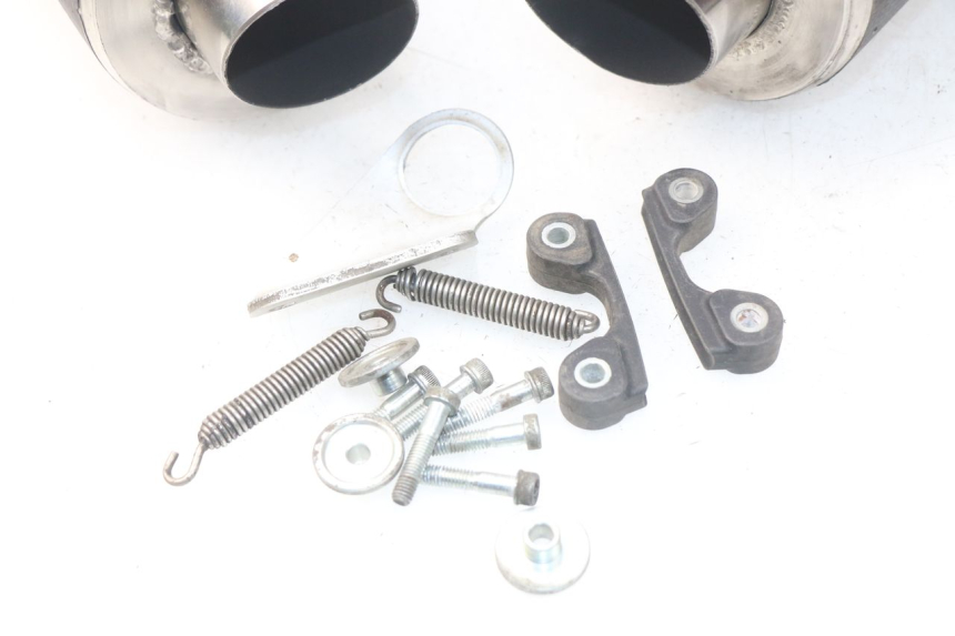 photo de SILENCIADOR DUCATI M796 MONSTER ABS 796 (2010 - 2014) - Zoom de qualidade