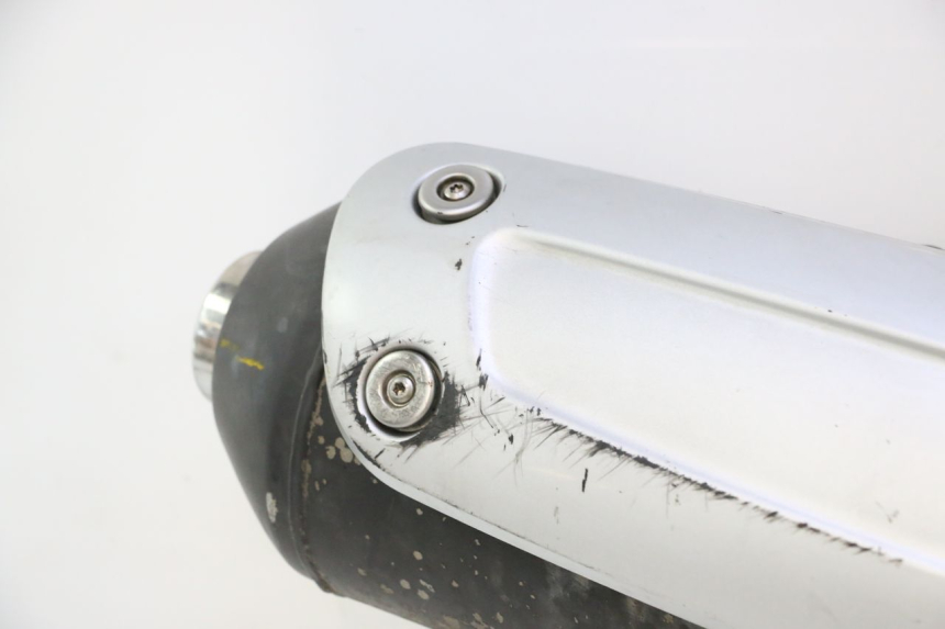 photo de SILENCIADOR DE ESCAPE PIAGGIO MP3 LT 300 (2010 - 2016) - Detalhes característicos