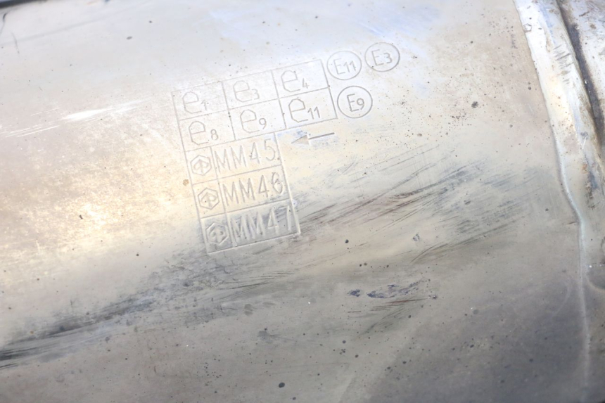 photo de SILENCIADOR PIAGGIO MP3 500 (2016 - 2018) - Outro ângulo de visão