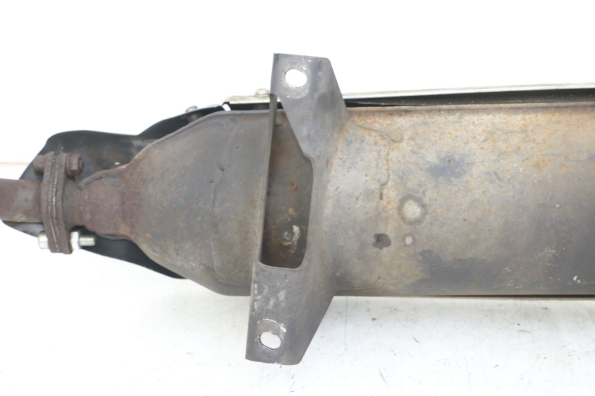 photo de SILENCIADOR DE ESCAPE PEUGEOT ELYSTAR 125 (2002 - 2007) - Pontos de fixação