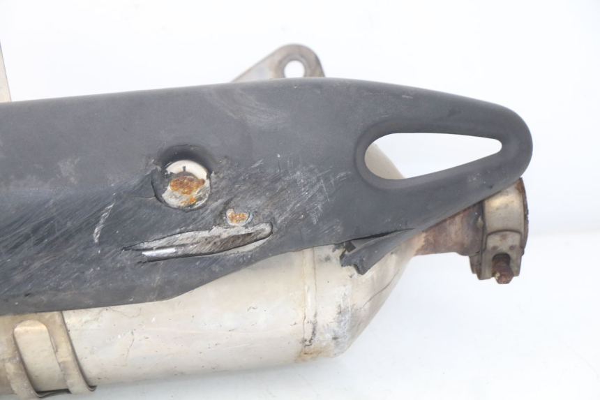photo de SILENCIADOR DE ESCAPE PEUGEOT SATELIS 500 (2007 - 2013) - Detalhes característicos