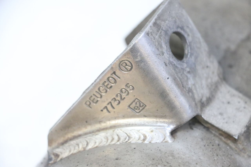 photo de SILENCIADOR PEUGEOT SATELIS 125 (2013 - 2018) - Detalhe da peça
