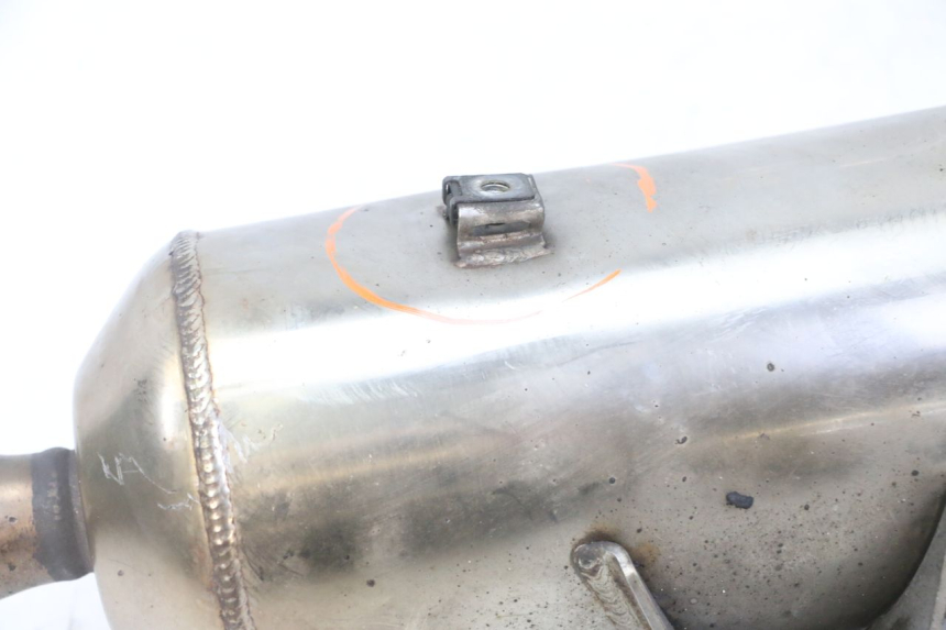 photo de SILENCIADOR PEUGEOT SATELIS 125 (2013 - 2018) - Pontos de fixação