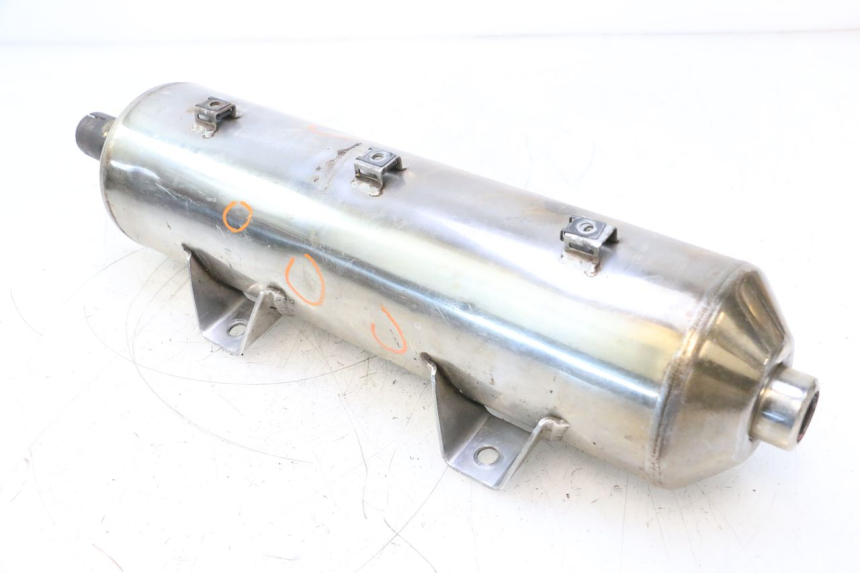 photo de SILENCIADOR PEUGEOT SATELIS 125 (2006 - 2009) - Detalhes característicos