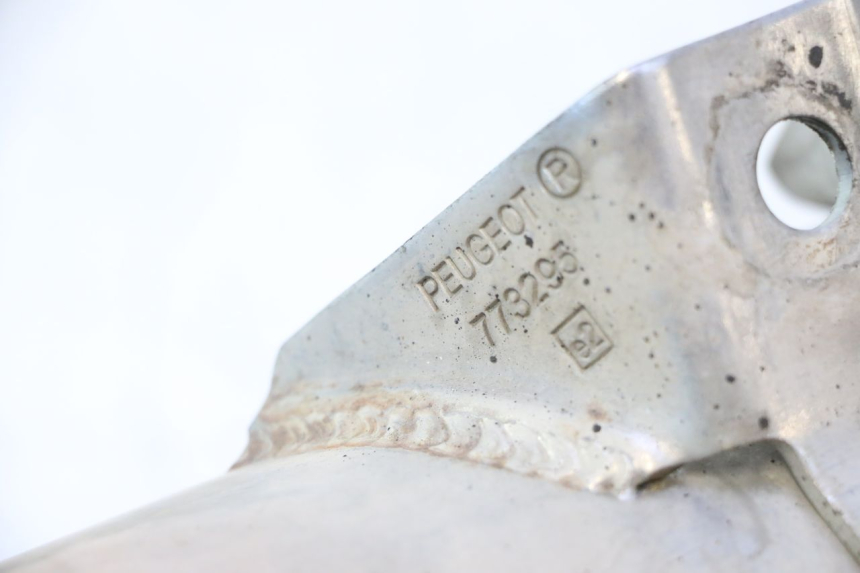 photo de SILENCIADOR PEUGEOT SATELIS 125 (2013 - 2018) - Outro ângulo de visão