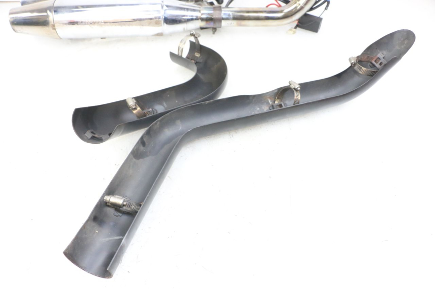 photo de SILENCIADOR HARLEY DAVIDSON SPORTSTER XL CUSTOM 1200 (2003 - 2004) - Pontos de fixação