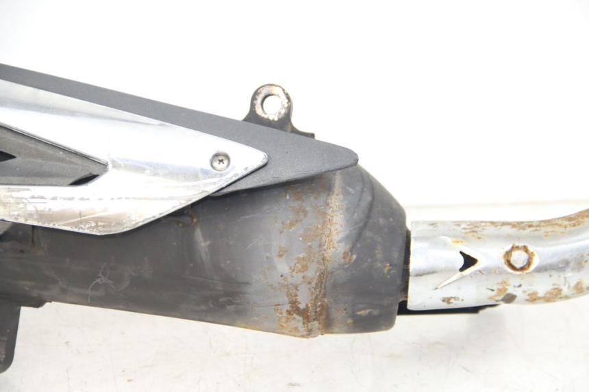 photo de SILENCIADOR DE ESCAPE RAZZO STEED 125 (2012 - 2018) - Detalhes característicos