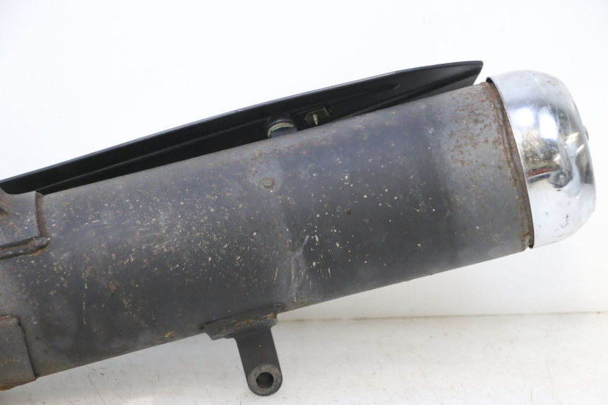 photo de SILENCIADOR DE ESCAPE RAZZO STEED 125 (2012 - 2018) - Detalhes característicos