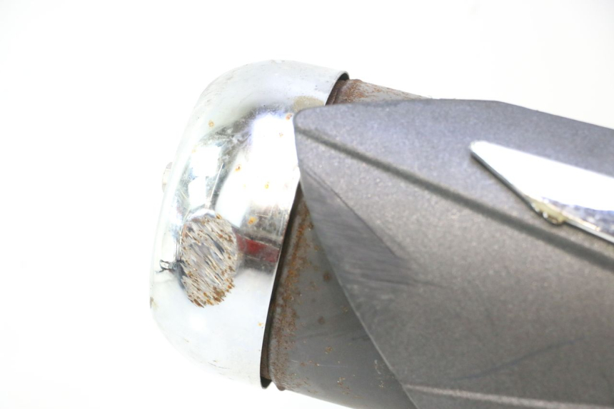 photo de SILENCIADOR DE ESCAPE RAZZO STEED 125 (2012 - 2018) - Zoom do estado de desgaste