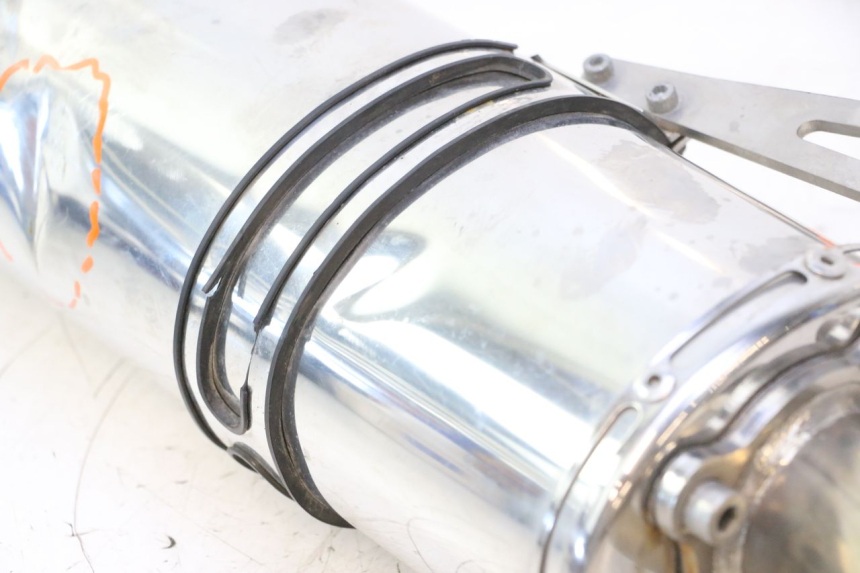 photo de TUBO DE ESCAPE SUZUKI SV S 650 (2003 - 2009) - Vista de perfil