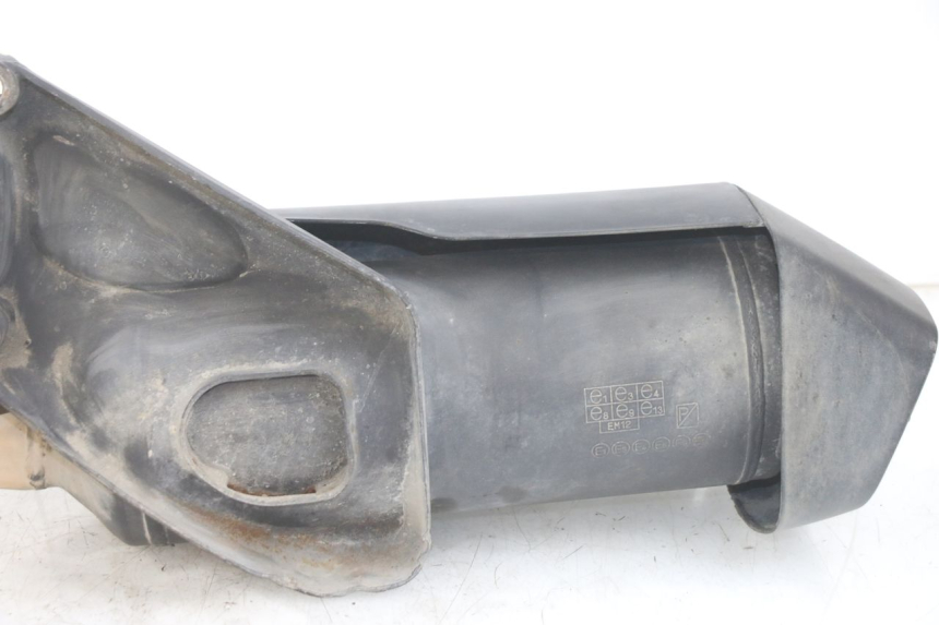 photo de SILENCIADOR DE ESCAPE APRILIA SXR 50 (2021 - 2023) - Detalhes característicos