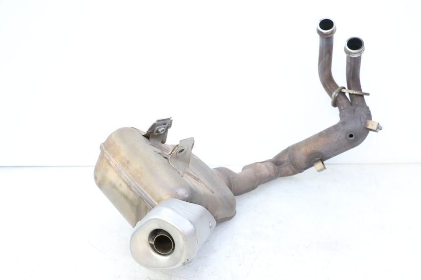 photo de ESCAPE DE GÁS YAMAHA TRACER 7 700 (2020 - 2024) - Detalhe da peça