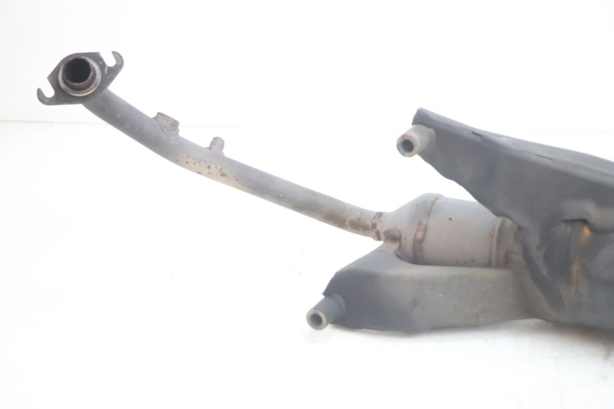 photo de SILENCIADOR DE ESCAPE PEUGEOT TWEET 4T 50 (2018 - 2022) - Vista de perto