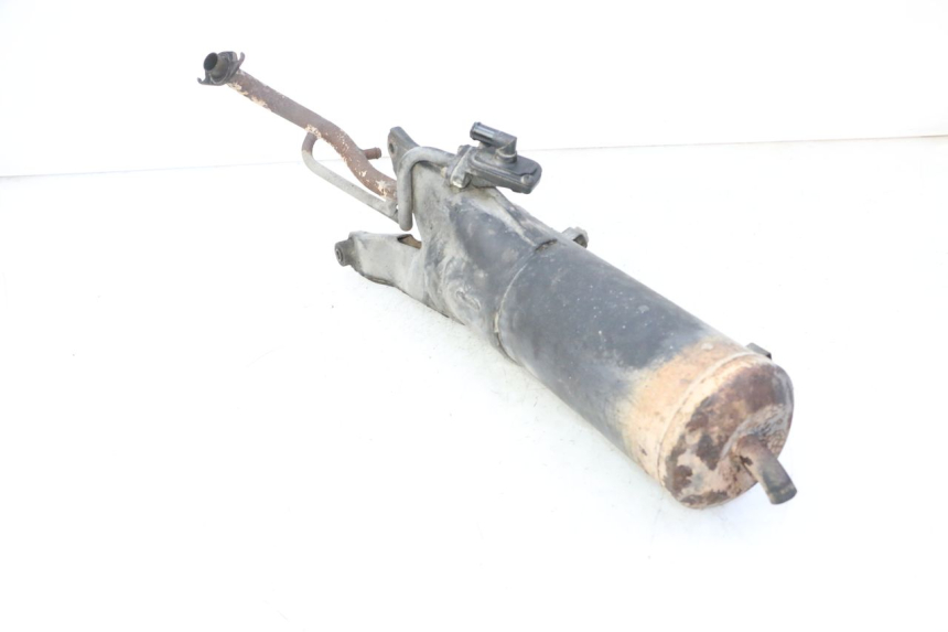 photo de SILENCIADOR PEUGEOT VIVACITY NEW 4T 50 (2008 - 2017) - Vista de perto