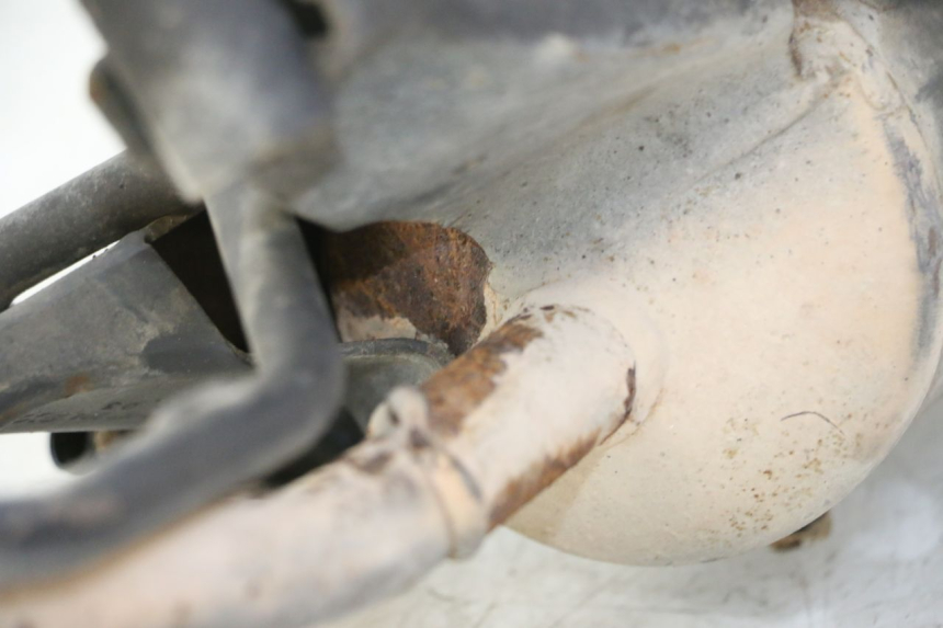 photo de SILENCIADOR PEUGEOT VIVACITY NEW 4T 50 (2008 - 2017) - Outro ângulo de visão
