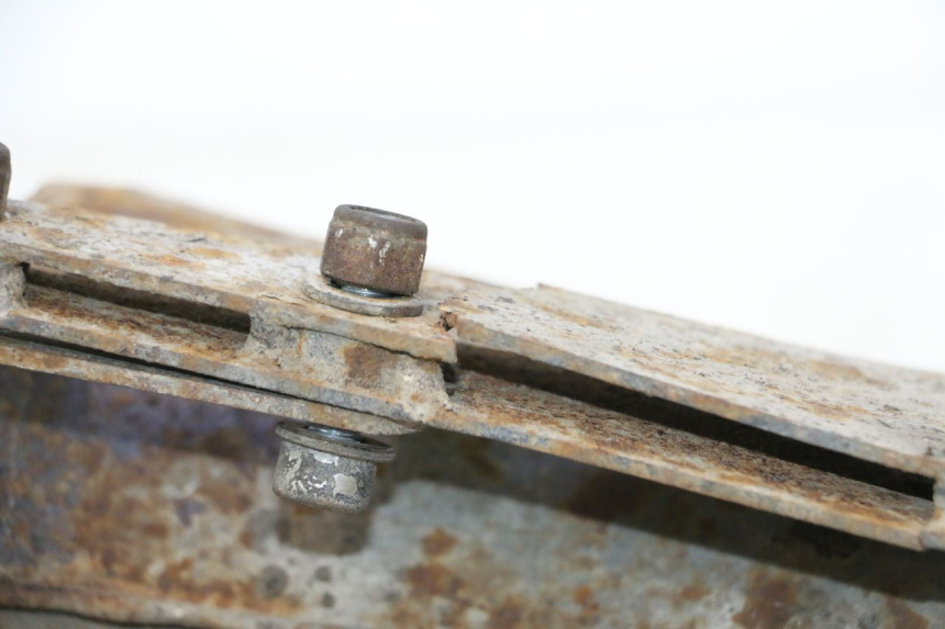 photo de SILENCIADOR PEUGEOT VIVACITY 50 (1998 - 2003) - Pontos de fixação