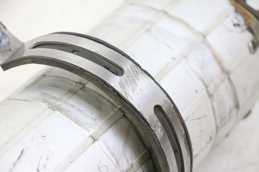 photo de SILENCIADOR VONROAD YIBEN 125 (2006 - 2010) - Detalhes característicos