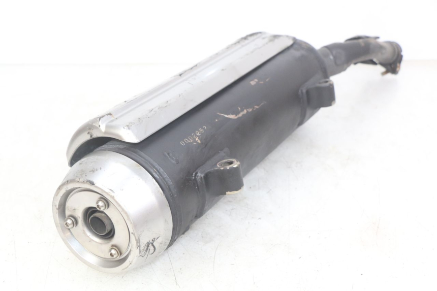 photo de SILENCIADOR DE ESCAPE YAMAHA X-MAX XMAX 125 (2010 - 2013) - Detalhes característicos