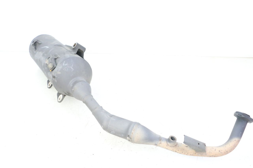 photo de SILENCIADOR DE ESCAPE YAMAHA XMAX X-MAX 125 (2021 - 2025) - Detalhes característicos