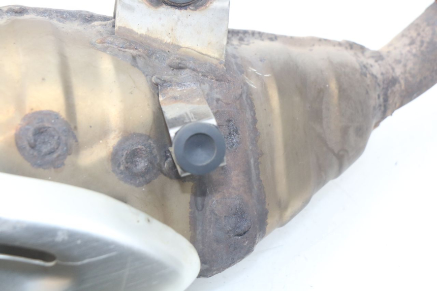 photo de ESCAPE DE MOTO SUZUKI XF FREEWIND 650 (1997 - 2003) - Detalhe da peça