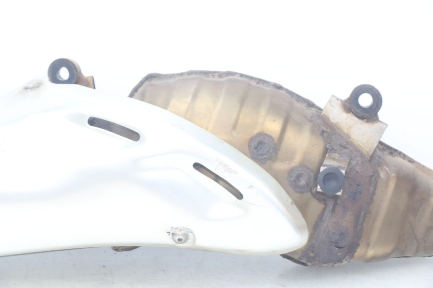 photo de ESCAPE DE MOTO SUZUKI XF FREEWIND 650 (1997 - 2003) - Estrutura - ampliação