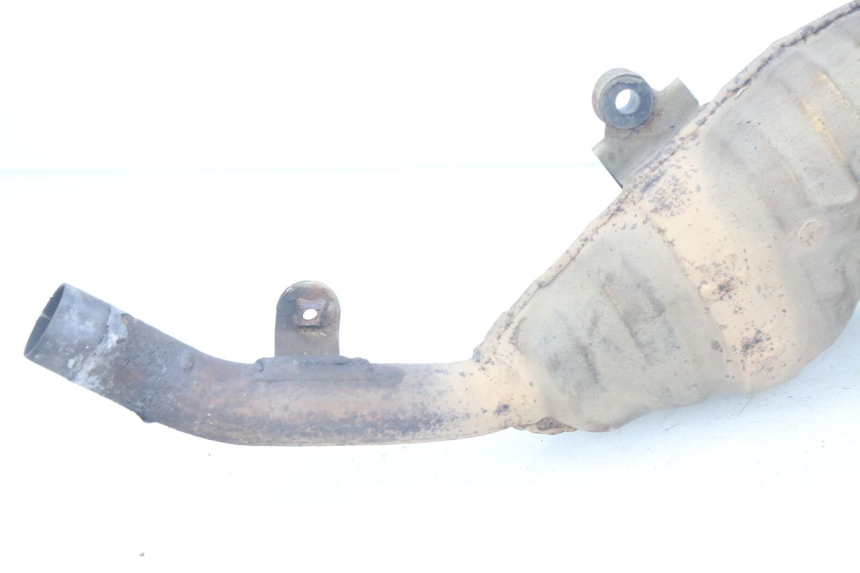 photo de ESCAPE DE MOTO SUZUKI XF FREEWIND 650 (1997 - 2003) - Pontos de fixação