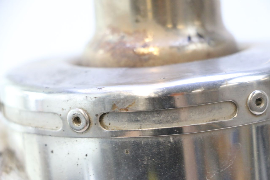 photo de TUBO DE ESCAPE HONDA XLV VARADERO 125 (2007 - 2012) - Detalhes característicos