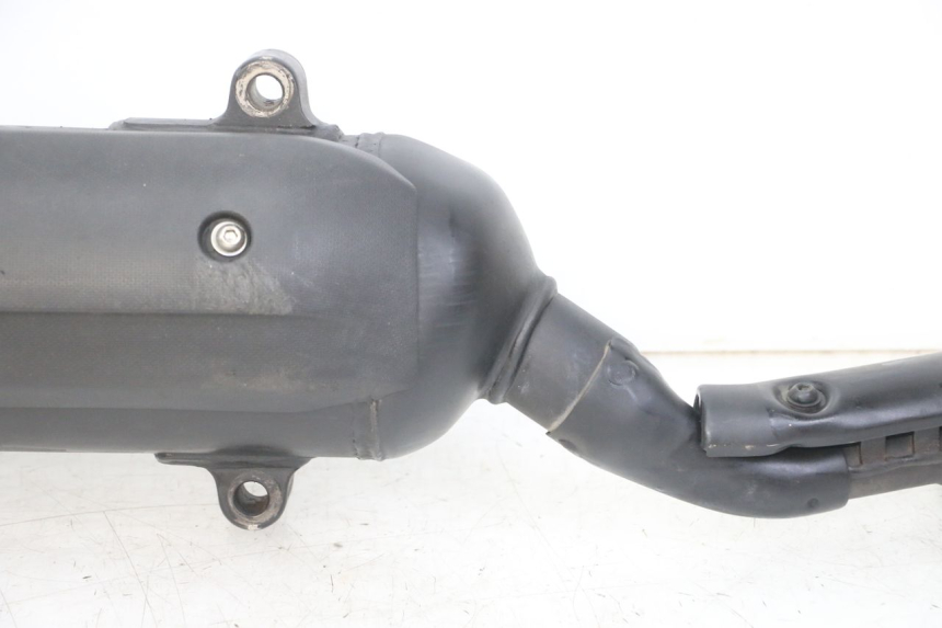 photo de SILENCIADOR YAMAHA XMAX X-MAX ABS 125 (2017 - 2020) - Detalhes característicos