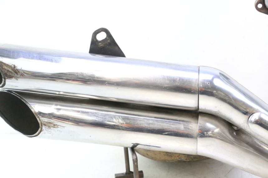photo de SILENCIADOR DE ESCAPE YAMAHA XV VIRAGO 535 (1988 - 2004) - Detalhes característicos