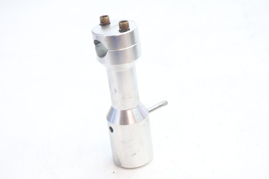 photo de AVANÇO DE GUIDÃO MBK BOOSTER ROCKET 50 (1995 - 1998) - Zoom do estado de desgaste
