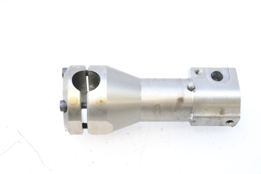 photo de AVANÇO DE GUIDÃO MBK BOOSTER ROCKET 50 (2004 - 2016) - Detalhe da peça