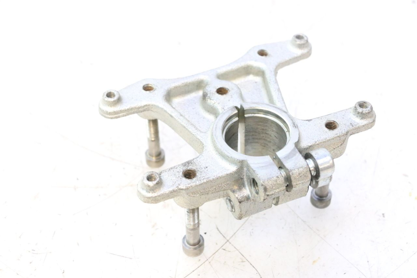 photo de AVANÇO GILERA GP 800 (2007 - 2013) - Detalhe da peça