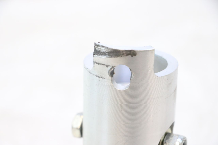 photo de AVANÇO DE GUIDÃO PEUGEOT LUDIX SNAKE 2T 50 (2004 - 2014) - Outro ângulo de visão