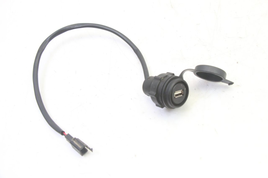 photo de TOMADA DO ACENDEDOR DE CIGARROS MOTRON BREEZY 4T 50 (2021 - 2025) - Vista principal