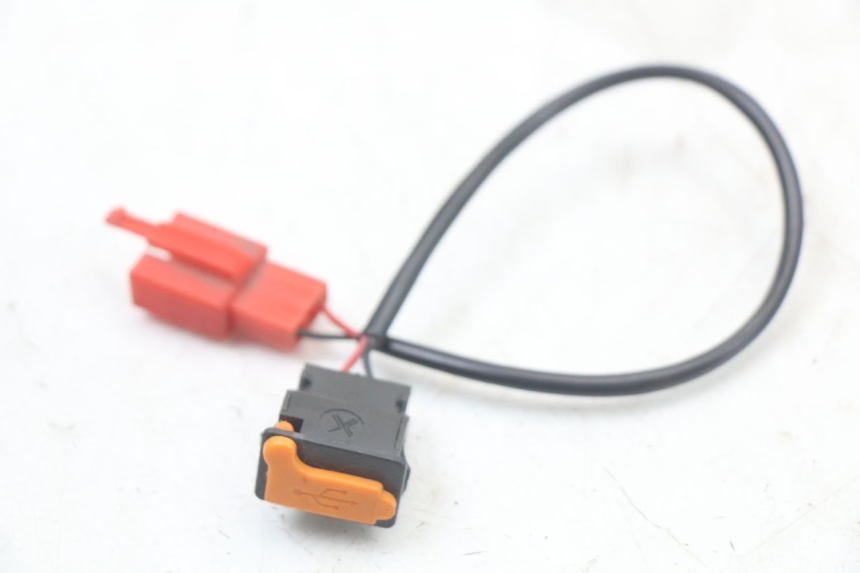 photo de TOMADA DO ACENDEDOR DE CIGARROS WAYSCRAL E-START 1 (2018 - 2022) - Vista principal