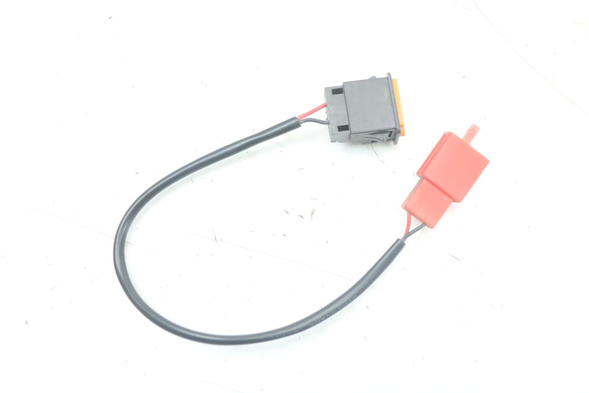 photo de TOMADA DO ACENDEDOR DE CIGARROS WAYSCRAL E-START 1 (2018 - 2022) - Ampliação técnica
