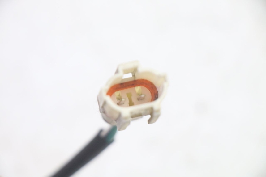 photo de TOMADA DO ACENDEDOR DE CIGARROS SYM FIDDLE 3 III 125 (2014 - 2020) - Outro ângulo de visão