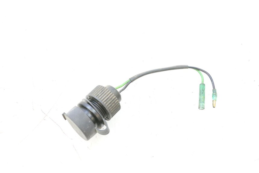 photo de TOMADA DO ISQUEIRO SYM GTS EVO 125 (2009 - 2013) - Outro ângulo de visão
