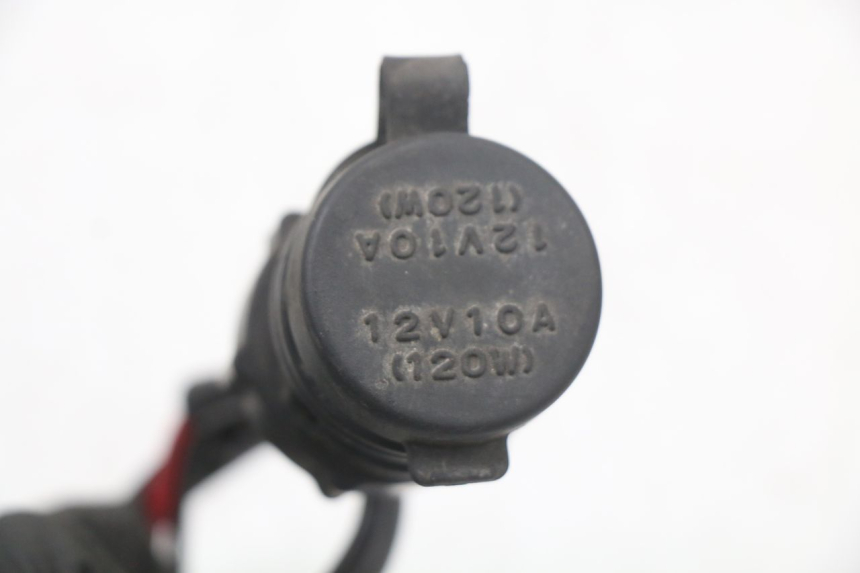 photo de TOMADA DO ISQUEIRO HYTRACK HY S 4X4 410 (2013 - 2016) - Ampliação técnica