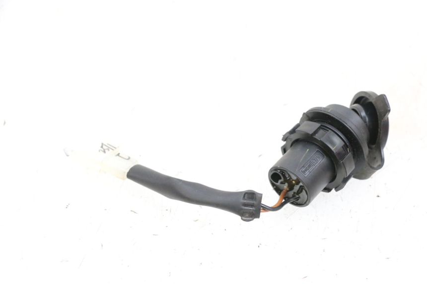 photo de TOMADA DO ACENDEDOR DE CIGARROS YAMAHA NEO'S CORE 1 (2022 - 2026) - Ampliação técnica