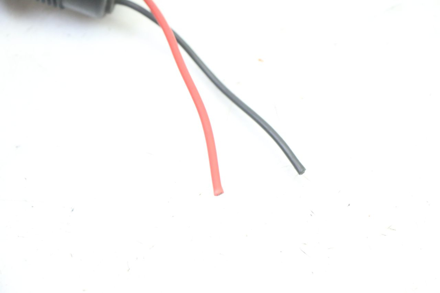 photo de TOMADA DO ACENDEDOR DE CIGARROS HONDA ST PAN EUROPEAN 1300 (2002 - 2013) - Ampliação técnica