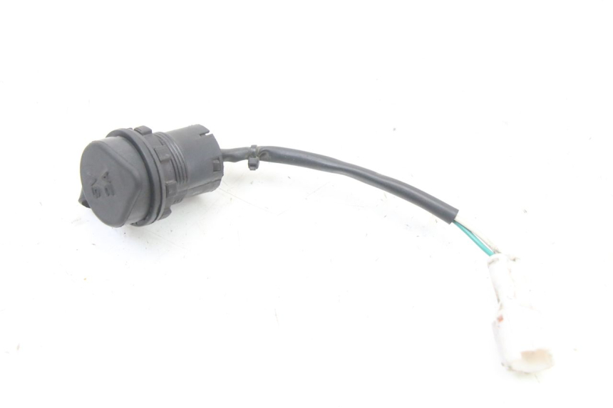 photo de TOMADA DO ACENDEDOR DE CIGARROS SYM FIDDLE 3 III 125 (2014 - 2020) - Ampliação técnica