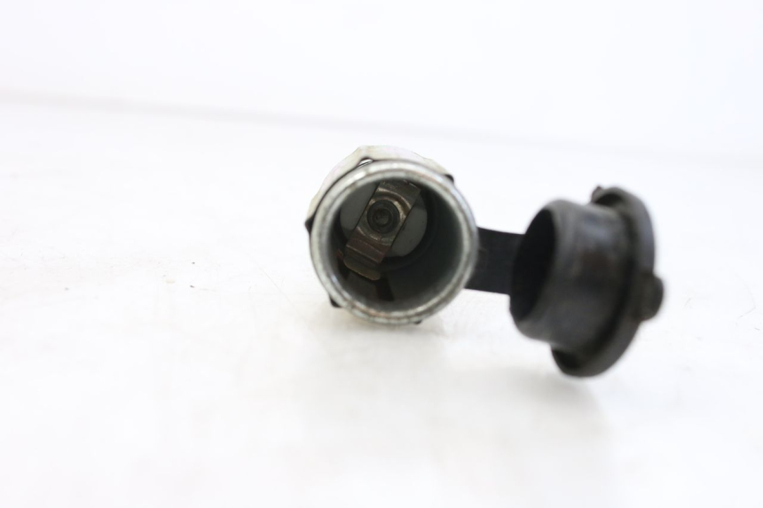 photo de TOMADA DO ACENDEDOR DE CIGARROS EUROCKA VIRTUALITY GT 4T 50 (2011 - 2017) - Detalhe da peça
