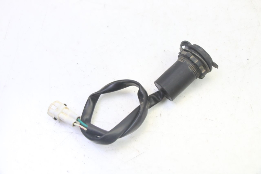 photo de TOMADA DO ISQUEIRO YAMAHA YFM GRIZZLY 550 (2008 - 2015) - Outro ângulo de visão