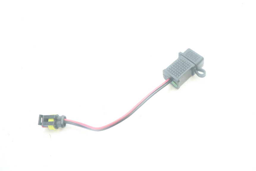 photo de TOMA USB PIAGGIO MP3 500 (2016 - 2018) - Outro ângulo de visão