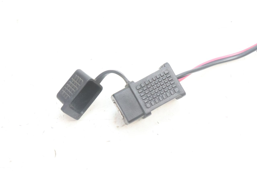photo de TOMA USB PIAGGIO MP3 500 (2016 - 2018) - Detalhe da peça