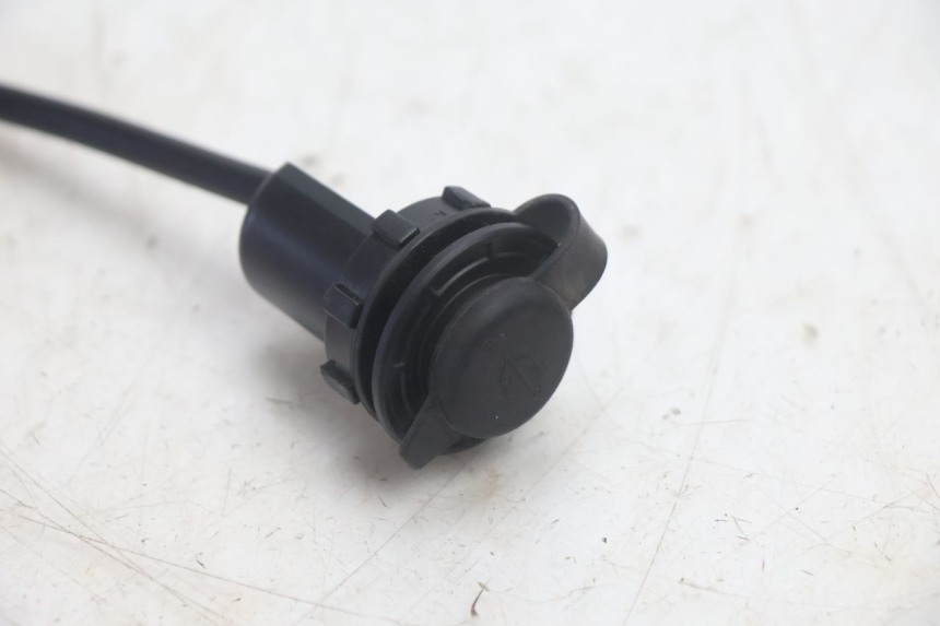 photo de TOMADA USB JM MOTORS R-MAX TECH 50 (2024 - 2026) - Outro ângulo de visão