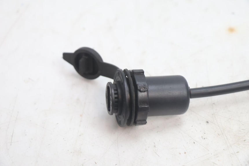 photo de TOMADA USB JM MOTORS R-MAX TECH 50 (2024 - 2026) - Vista geral