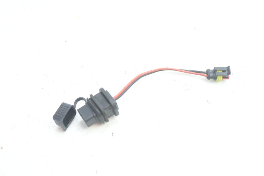 photo de TOMA USB PIAGGIO VESPA PRIMAVERA 2T 50 (2013 - 2018) - Vista principal