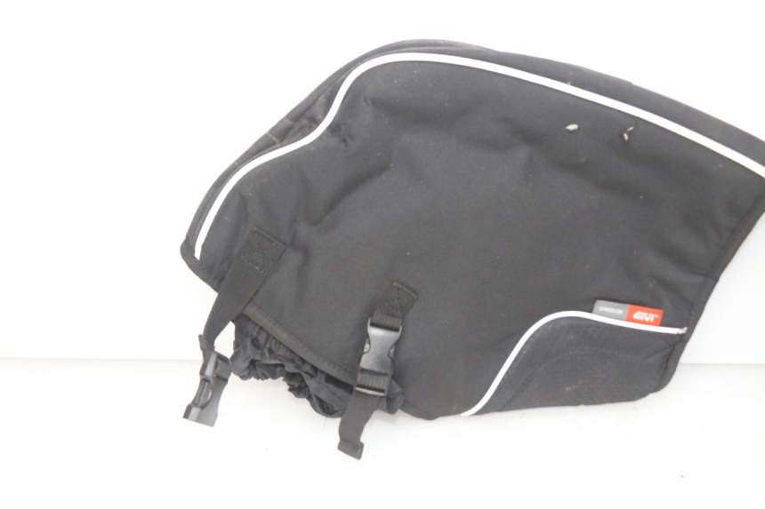 photo de PROTETOR DE MÃO YAMAHA D'ELIGHT DELIGHT 115 (2013 - 2017) - Pontos de fixação
